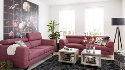 Ausmisten, aufräumen, Konmari, Marie Kondo, Rotes Sofa, Designsofa, modernes Sofa, warme Farben im Wohnzimmer