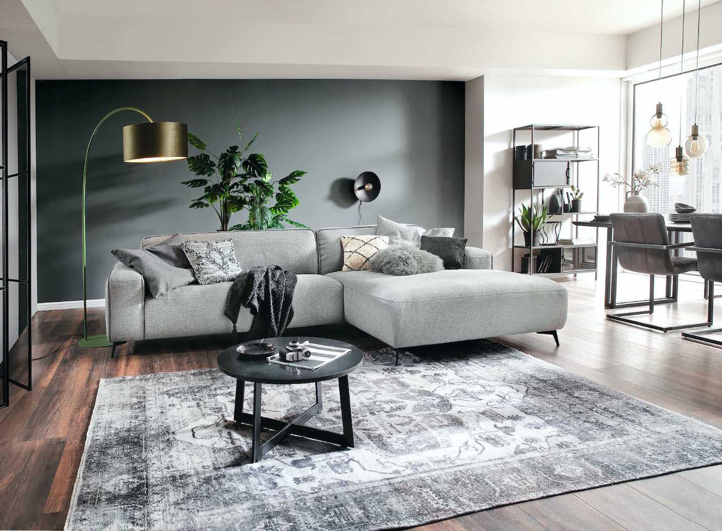 Ecksofa Kano - 2,5-Sitzer, Longchair rechts, mit oder ohne Sitzvorzug (motorisch), Flachgewebe, Grau von Styles United