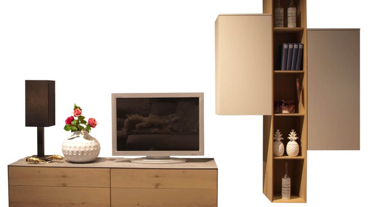 Wohnwand Contur Farini im Abverkauf - Kombination aus grau und Eiche mit TV-Lowboard und Hängeelement
