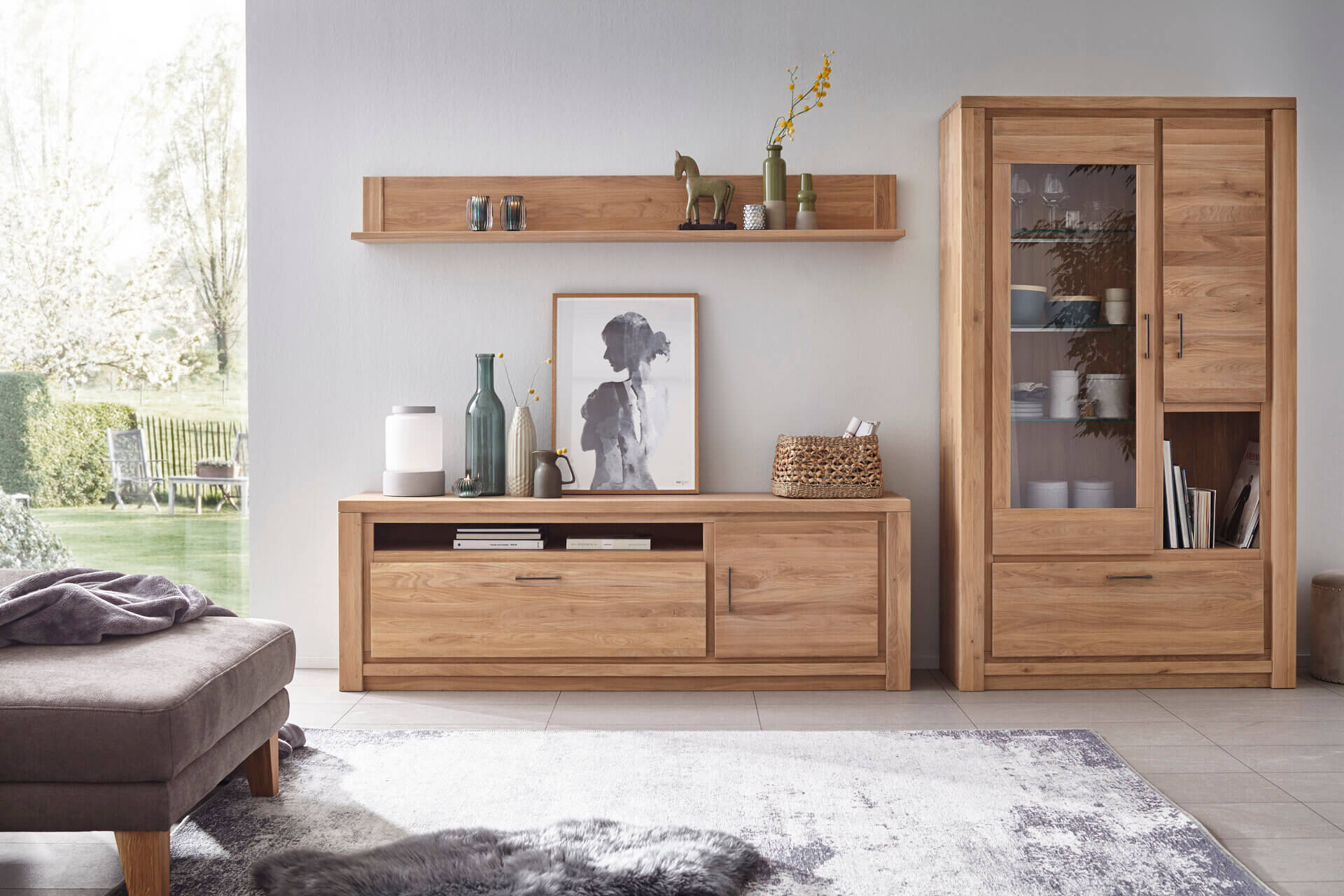 Vitrine Farmingdale von Natura Home, Eiche massiv