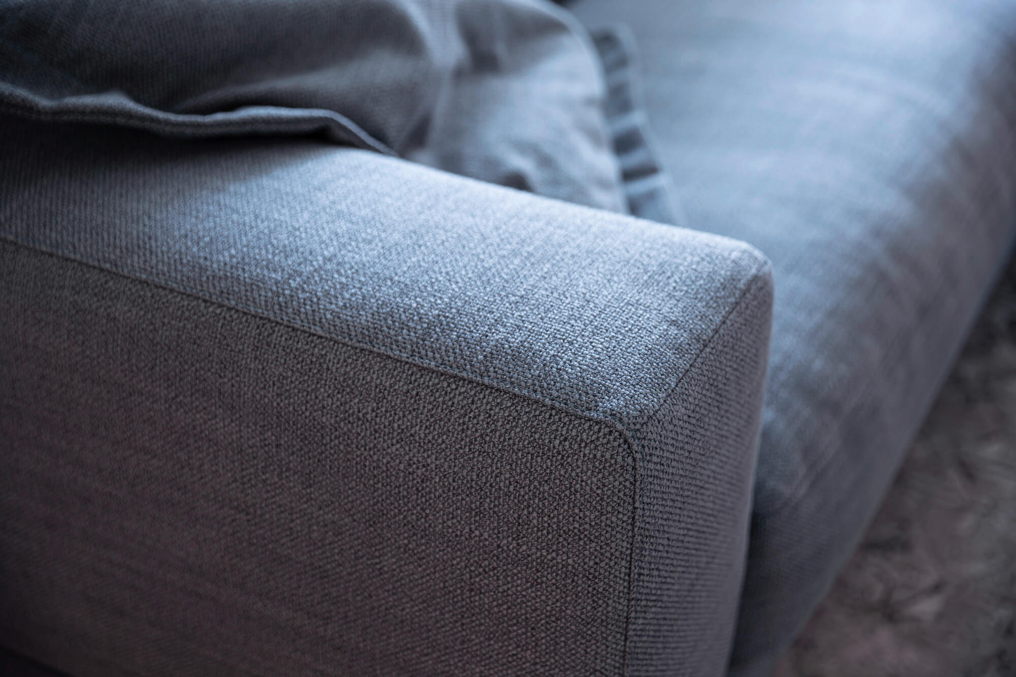 Ecksofa Juni - 1,5-Sitzer mit Longchair rechts, Stoff, Petrol, von Raum.Freunde