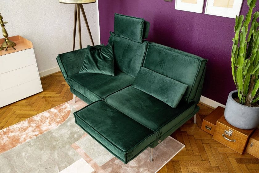 Sofa My - 2-Sitzer mit Rückenlehne/Armlehne verstellbar und Drehsitze, Stoff, Dunkelgrün von Raum.Freunde