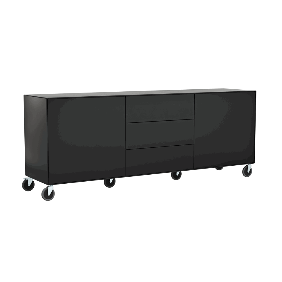 Sideboard Henri von Raum.Freunde in schwarzem Lack, mit Rollen