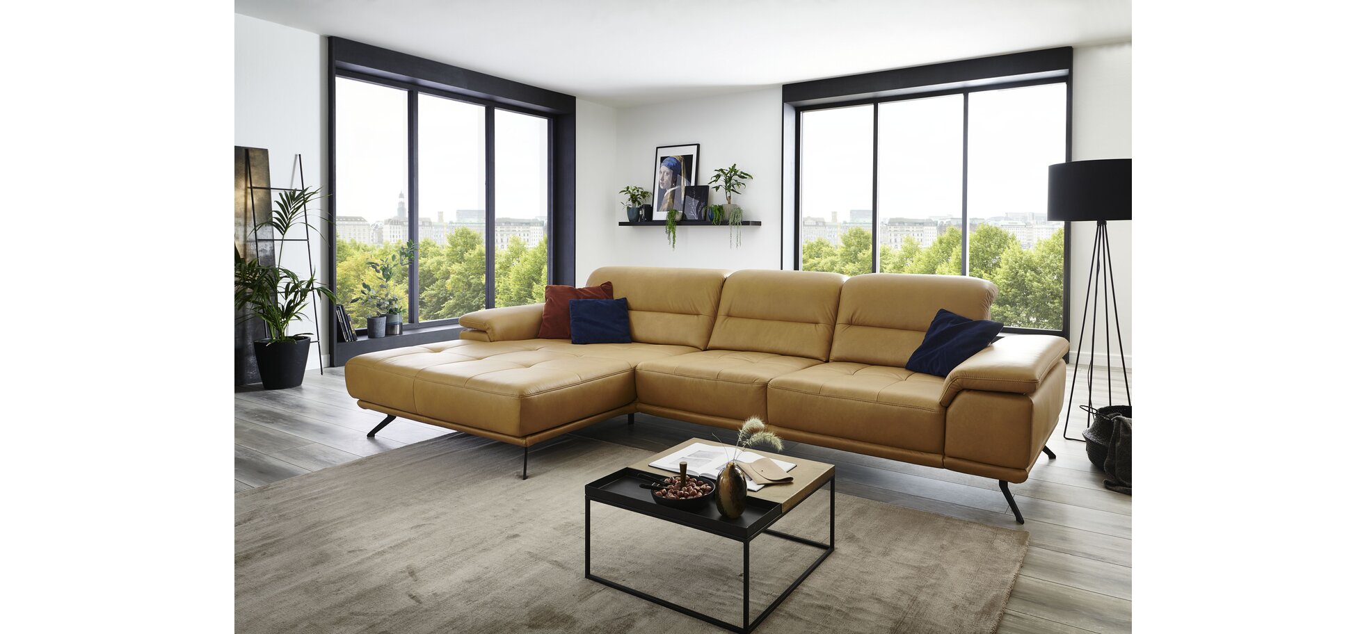 Ecksofa - 3-Sitzer mit Longchair links, Kopfteil verstellbar (manuell), Leder, Kurkuma – Bild 3
