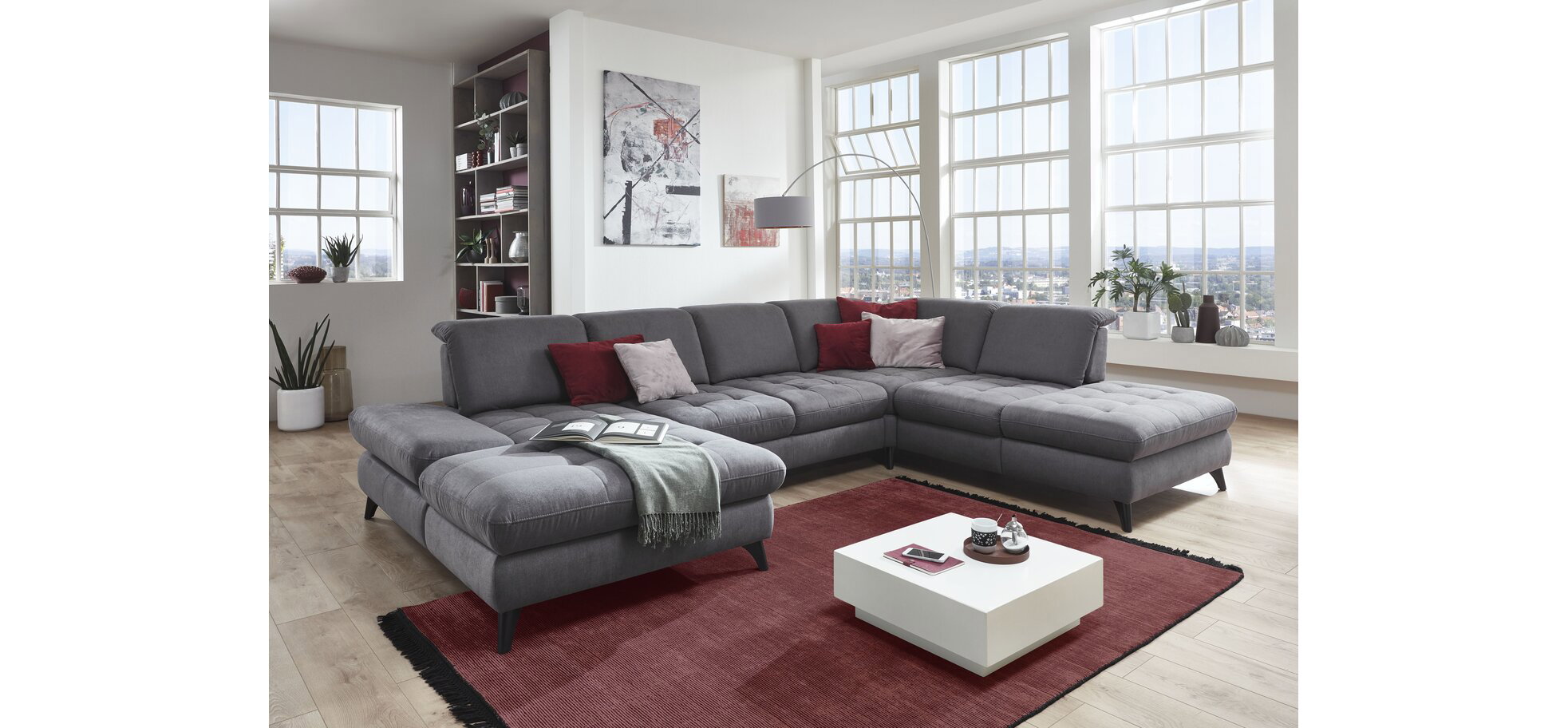 Wohnlandschaft - Longchair mit 2-Sitzer und Abschlusselement rechts, inkl. Schwenkrücken, Stoff, Grau – Bild 2