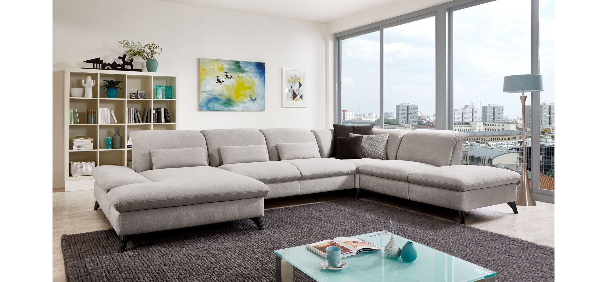 Wohnlandschaft - Longchair links mit 2,5 Sitzer und Ecke rechts, inkl. Schwenkrücken, Stoff, Hellgrau – Bild 2
