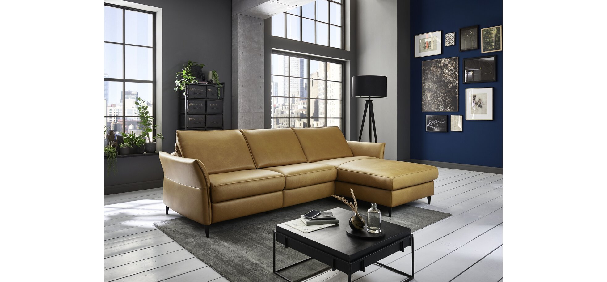 Ecksofa - 2,5-Sitzer mit Longchair rechts, Kopfteil verstellbar (manuell), Leder, Kurkuma – Bild 2