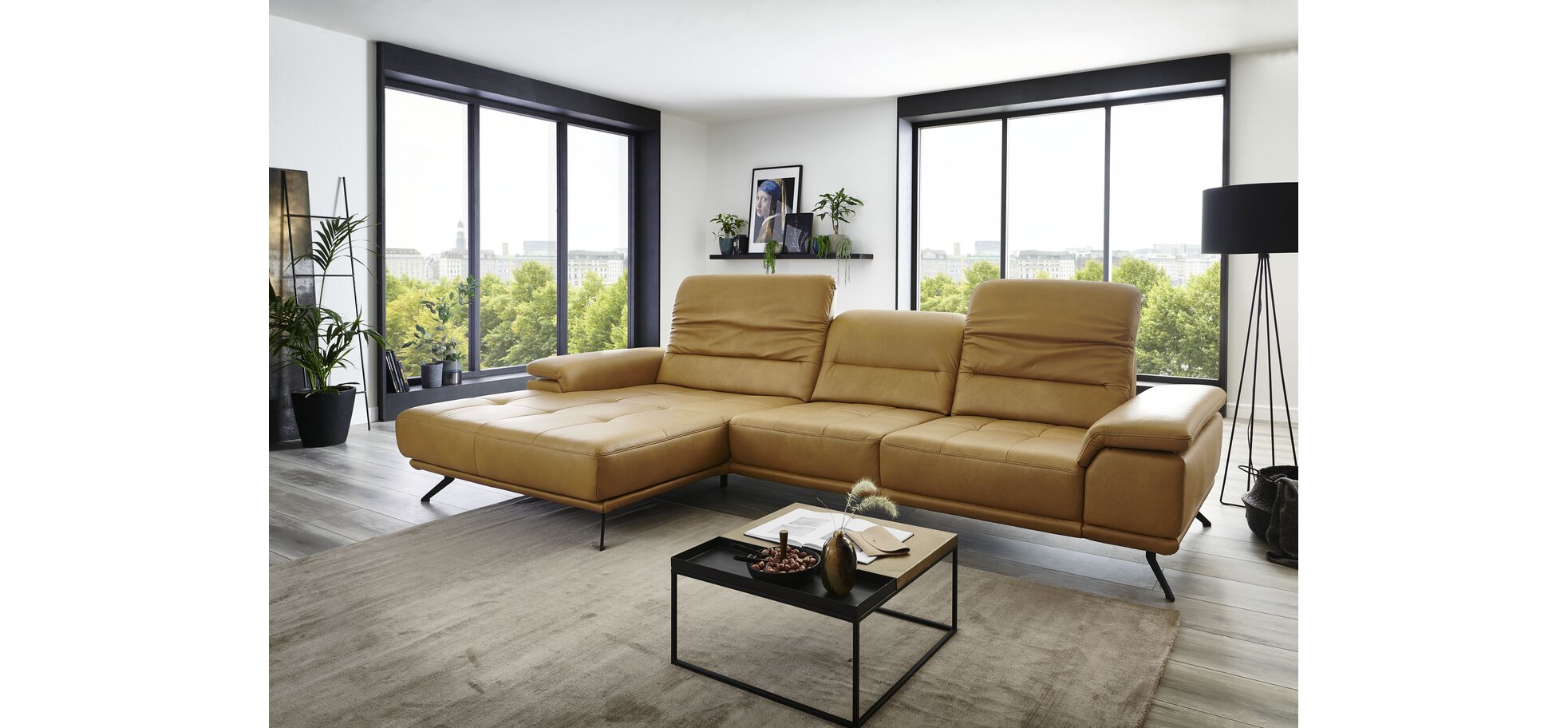 Ecksofa - 3-Sitzer mit Longchair links, Kopfteil verstellbar (manuell), Leder, Kurkuma – Bild 2