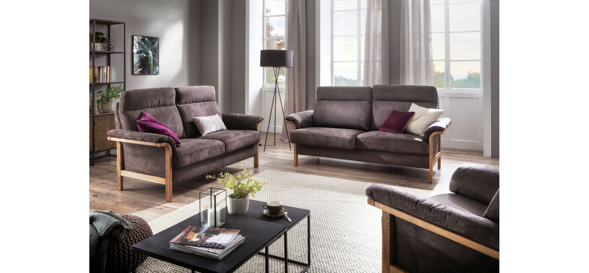 2-sitzer Sofa mit Holzarmlehne – Bild 2