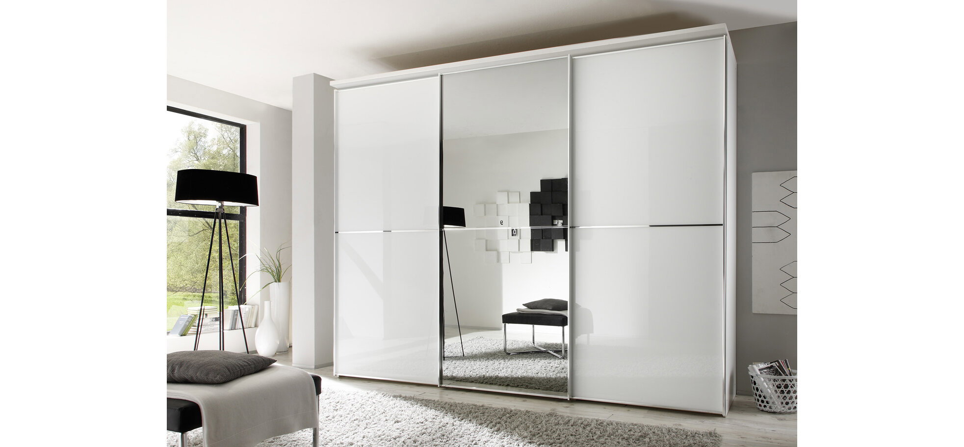 Kleiderschrank mit 2 Schiebetüren, Breite 249 cm – Bild 2