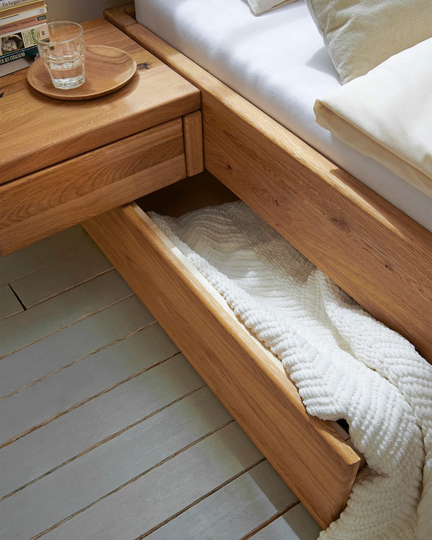 Wildeiche Massivholzbett mit Stauraum, mit Kopfteil, Natura Home ,