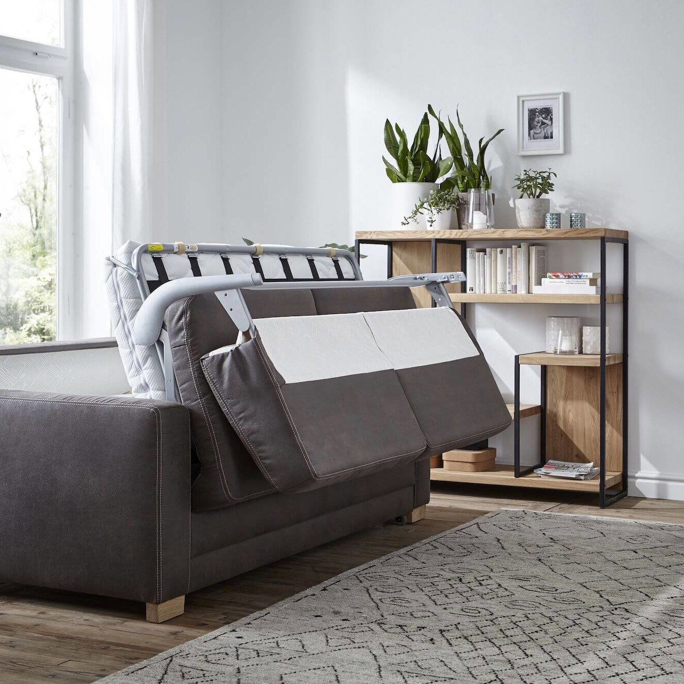 Schlafsofa Lakeville von natura Home, braune Microfaser, Füße aus Holz