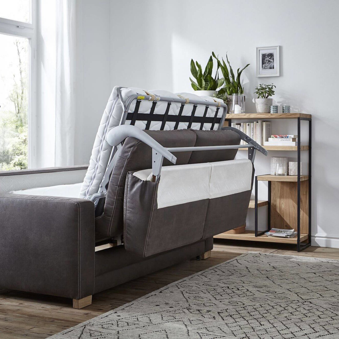 Schlafsofa Lakeville von natura Home, braune Microfaser, Füße aus Holz