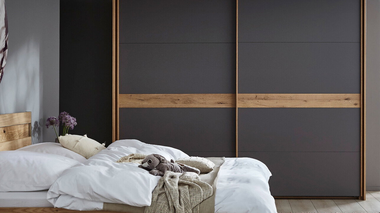 global-viana-kleiderschrank