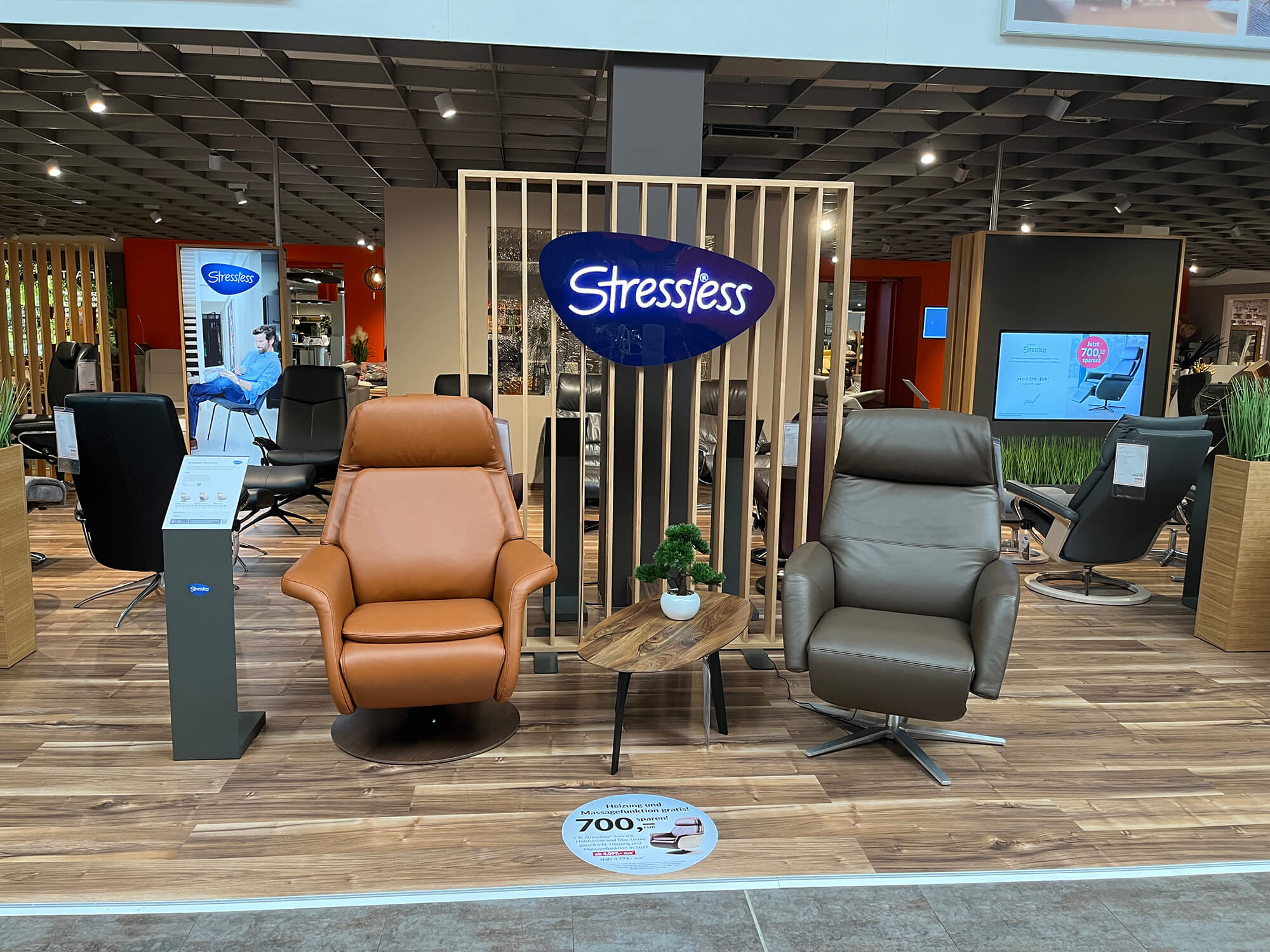Company Home STRESSLESS® Magdeburg | Maco in
