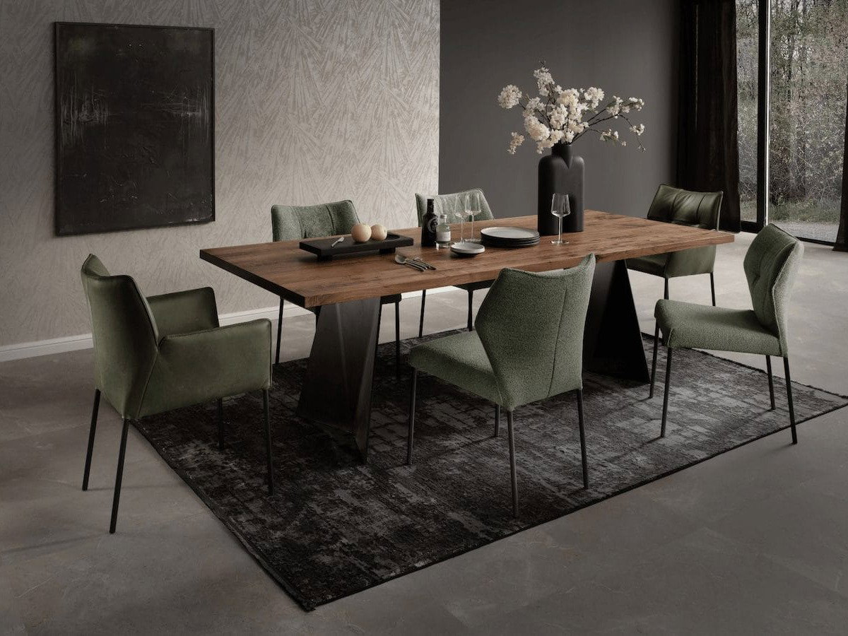 Esstisch 3100 - LB ca. 220x100 cm, Nussbaum Massiv, Stahlwange geneigt, Schwarz