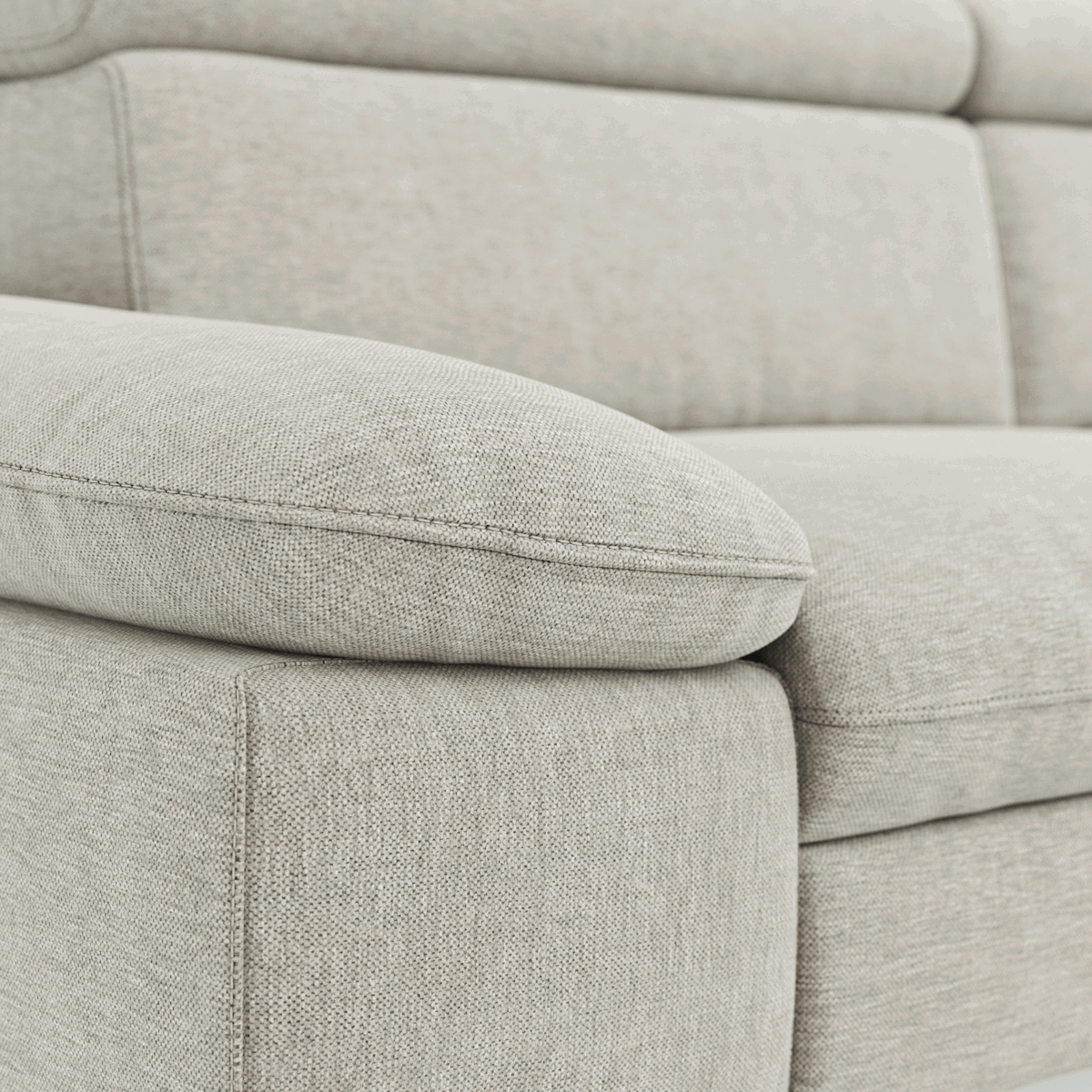 3-Sitzer Sofa Felipa mit Kopfteilverstellung von Global Family