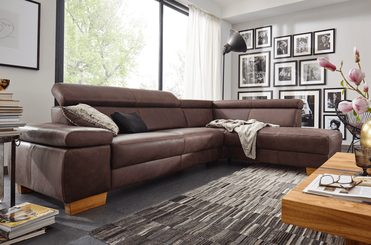 Ecksofa Philadelphia - 2,5-Sitzer mit Ecke rechts oder links inkl. Kopfteil verstellbar, Leder, Dunkelbraun von Natura Home