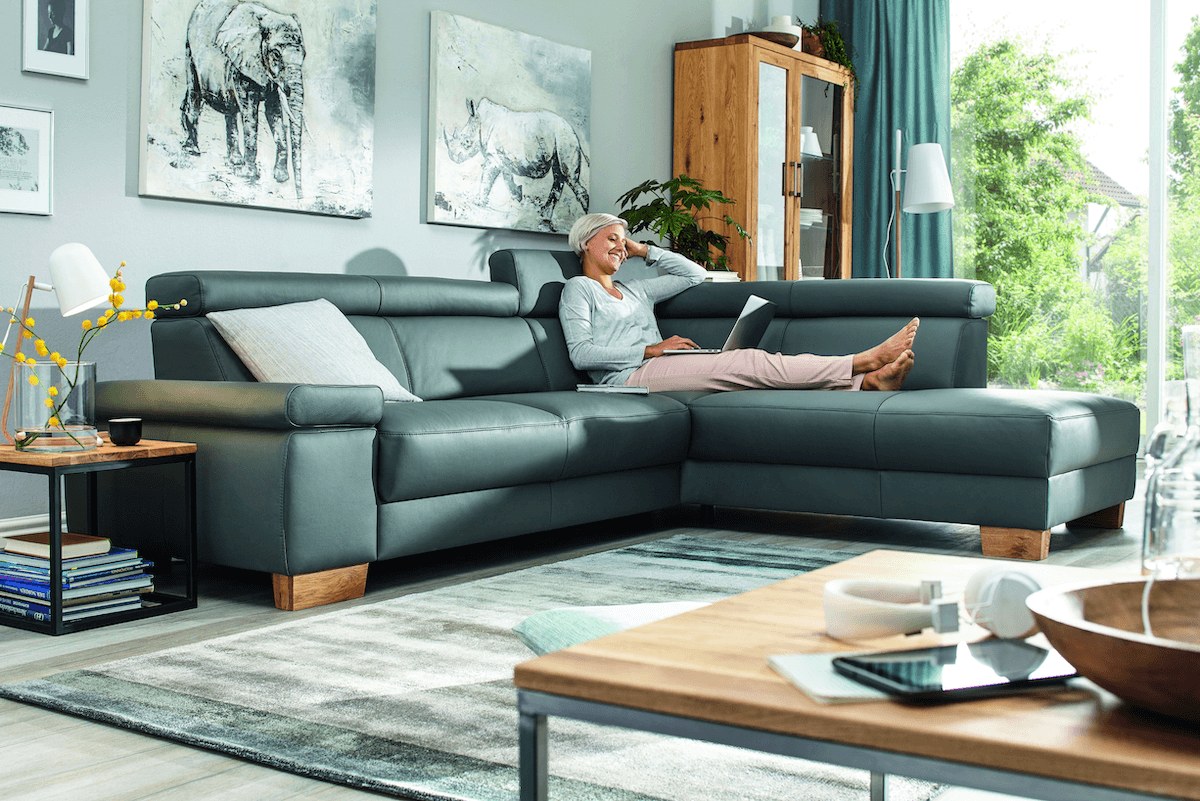 Ecksofa Philadelphia - 2,5-Sitzer mit Ecke rechts oder links inkl. Kopfteil verstellbar, Leder, Anthrazit von Natura Home