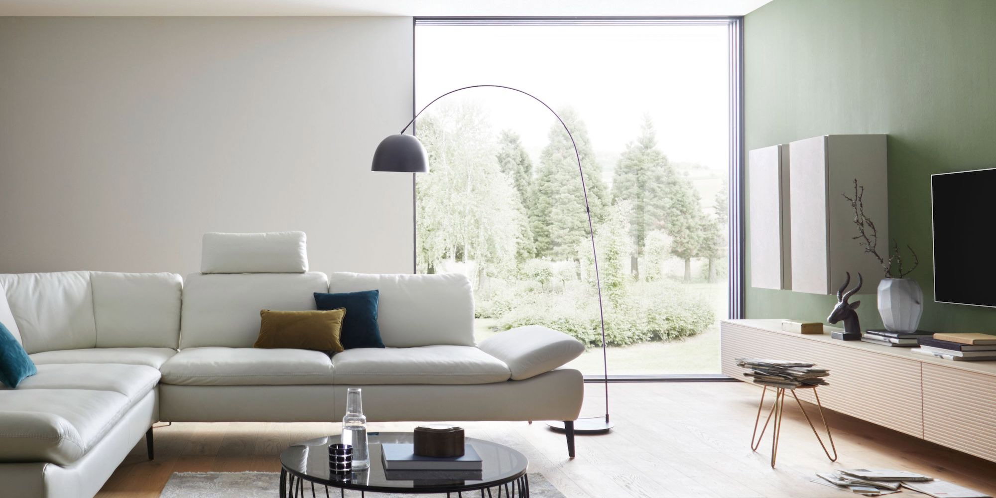 Teppiche reinigen, Reinigung von Teppichen, Teppichreinigung, Reinigung von grauem Teppich, Contur Ecksofa Montefano Wohnzimmer Teppich