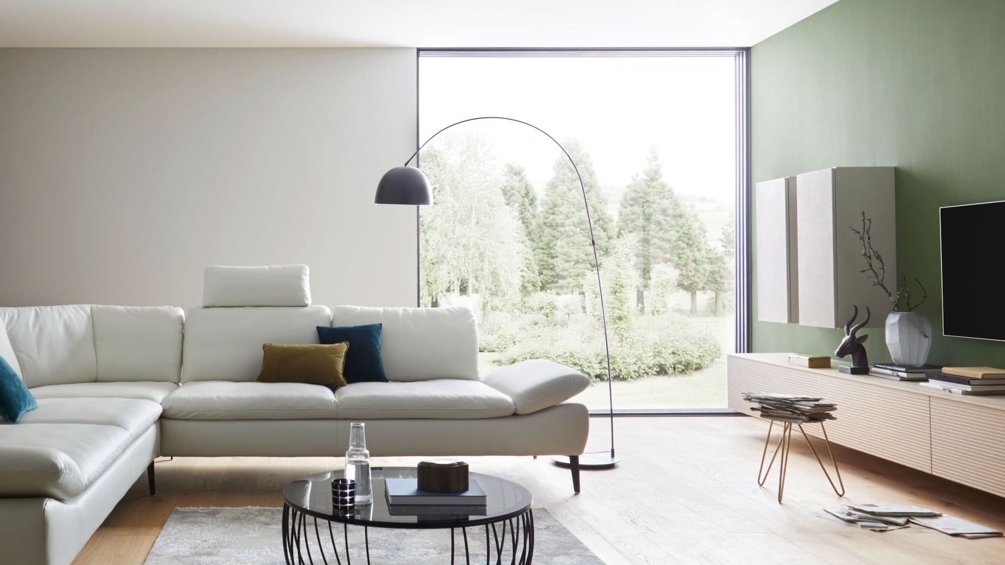 Teppiche reinigen, Reinigung von Teppichen, Teppichreinigung, Reinigung von grauem Teppich, Contur Ecksofa Montefano Wohnzimmer Teppich