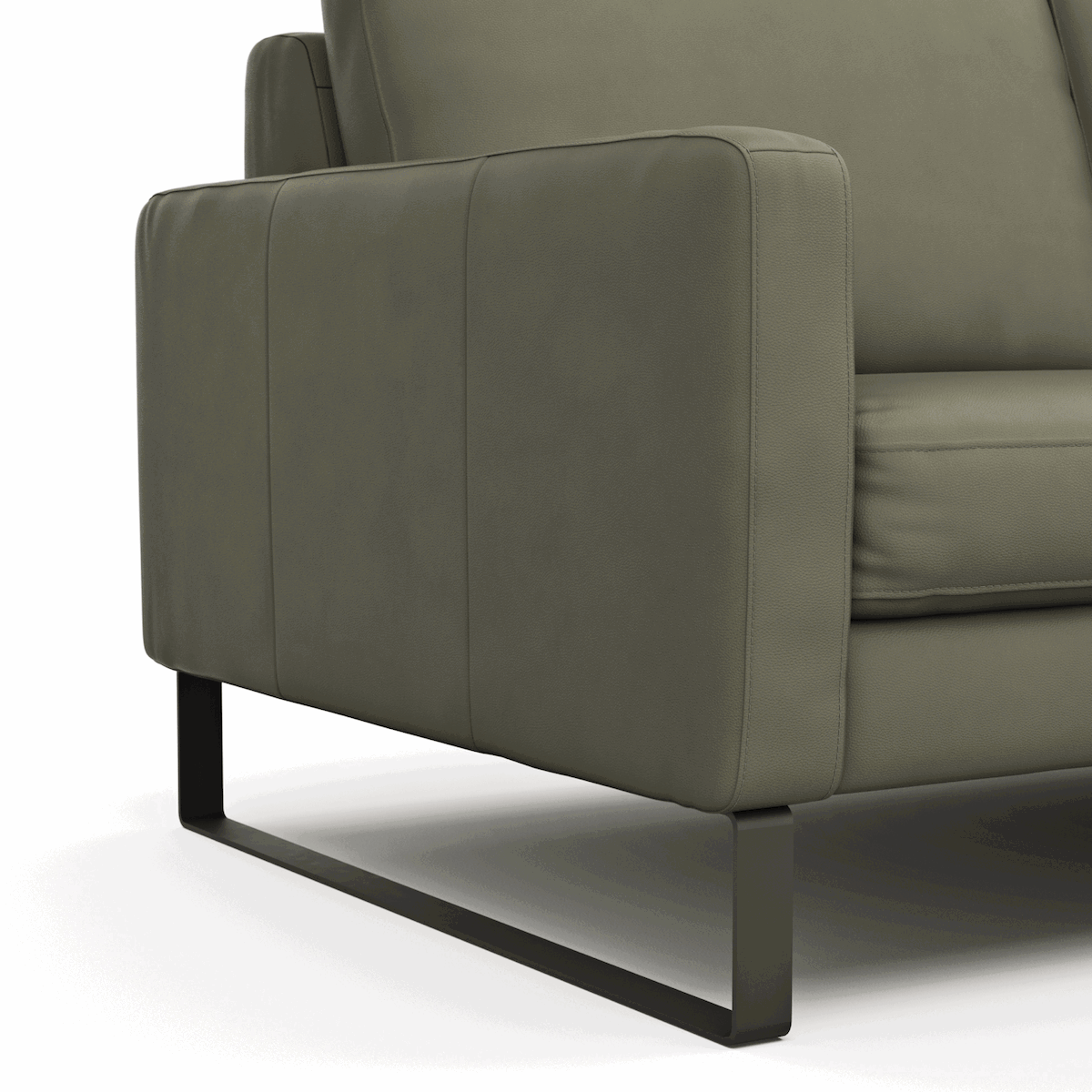Sofa Enna - 3-Sitzer, Armlehne A, Leder, Olive, Kufe, Schwarz von Contur Einrichten