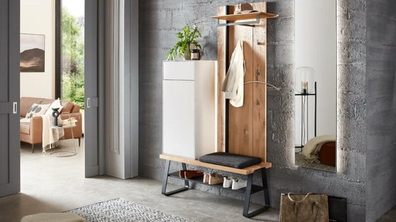Garderobe modern, schmale Garderobe, schöne Garderobe, schöner Hauseingang, schöner Wohnungseingang