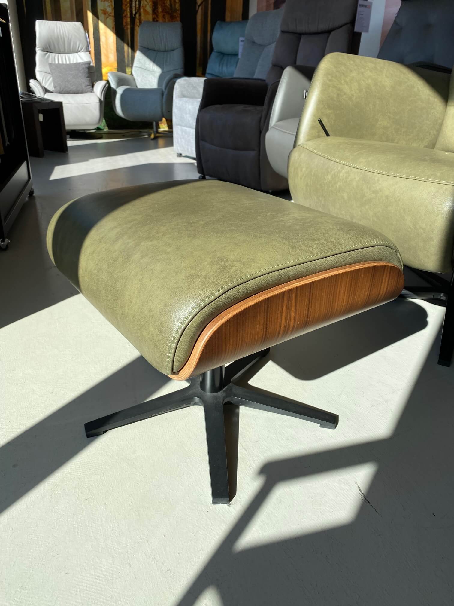 Drehsessel & Hocker Natura Aberdeen – Bild 3