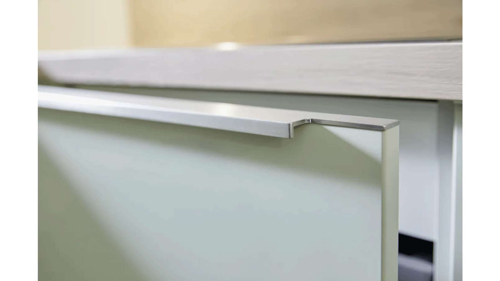 Contur 55.100 U-Küche in Pastellgrün Satin – Bild 3