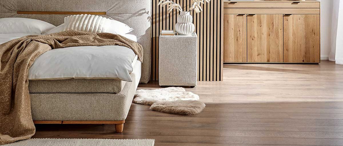 Helles Schlafzimmer aufgestellt nach Feng Shui