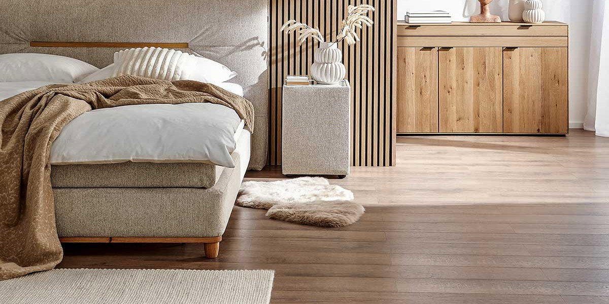 Helles Schlafzimmer aufgestellt nach Feng Shui