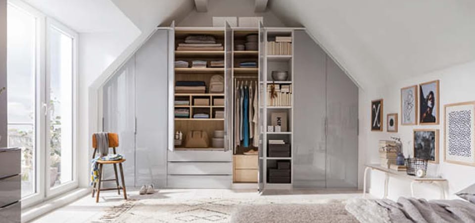 Einbauschrank zum Platzsparen für Ferienwohnung