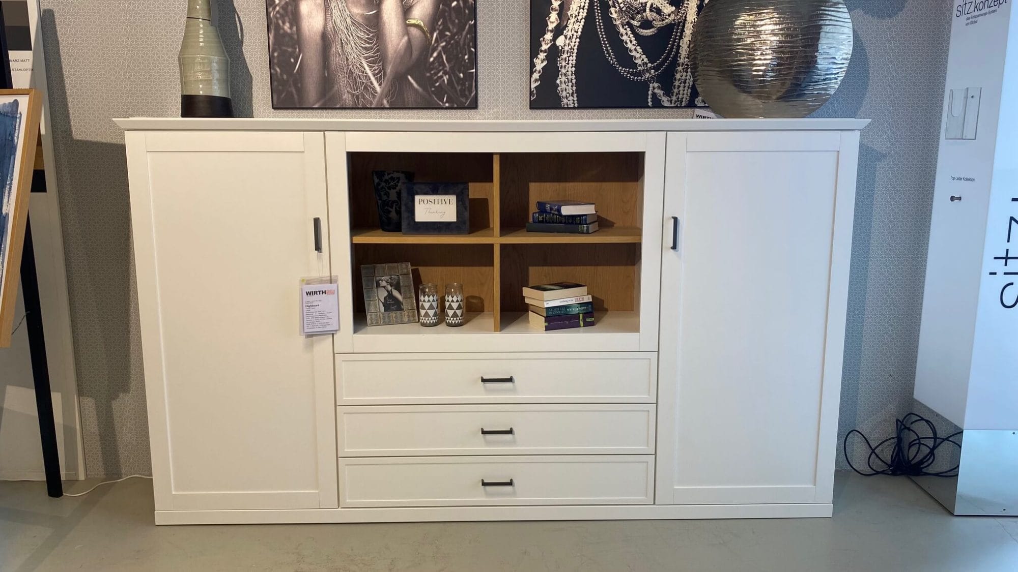 Highboard Global Caseda