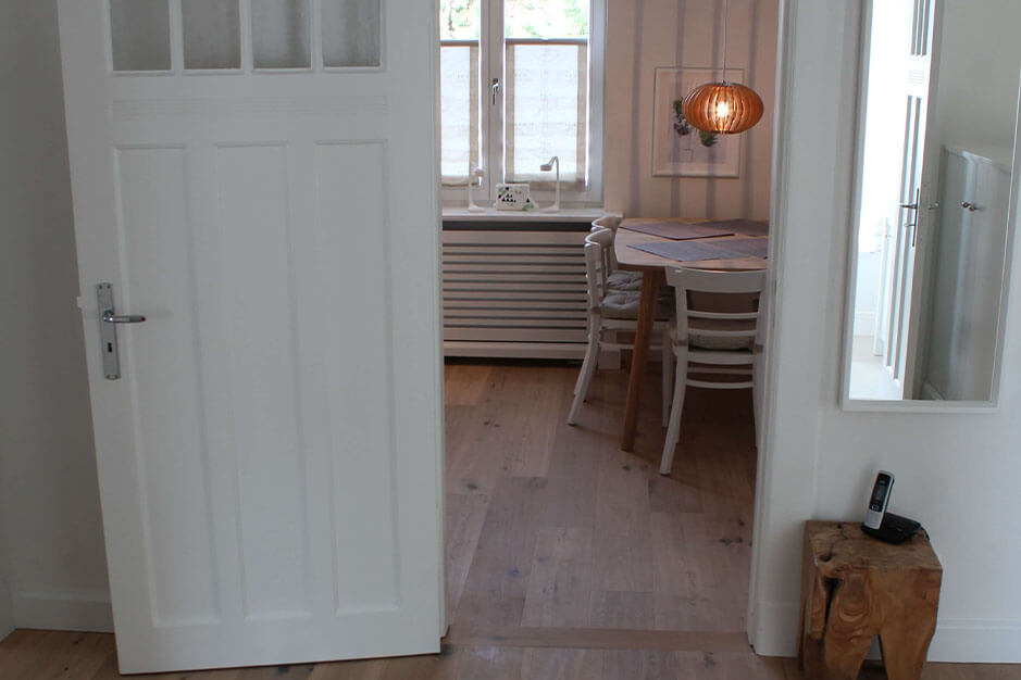 Husum-OG-Eingang-1