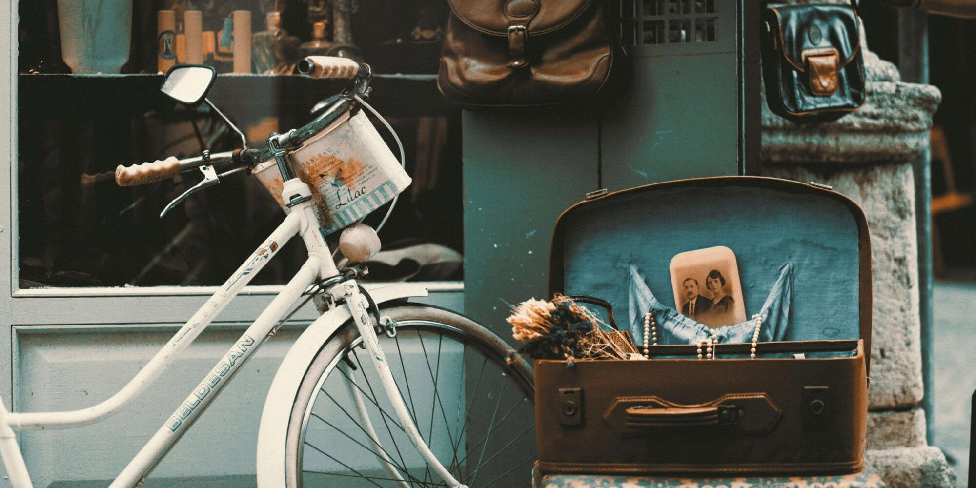 Antique Möbel mit modernen Möbeln kombinieren – voll im Trend