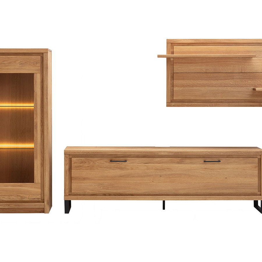 Wohnwand aus massiver Eiche in modernem Design mit integrierter LED-Beleuchtung, stilvollen Holzfronten und eleganter Wohnraumwirkung im Wohnzimmer