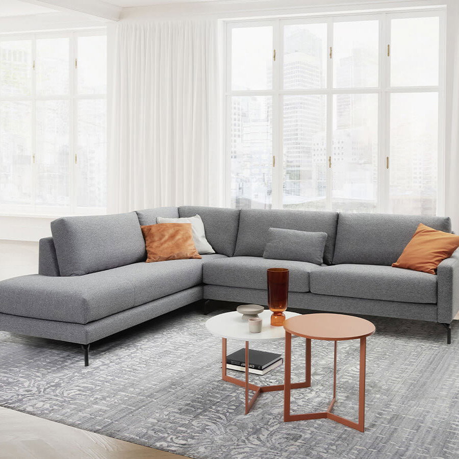 Contur Cuneo Ecksofa in Graublau mit kubischen Armlehnen und modernem Design