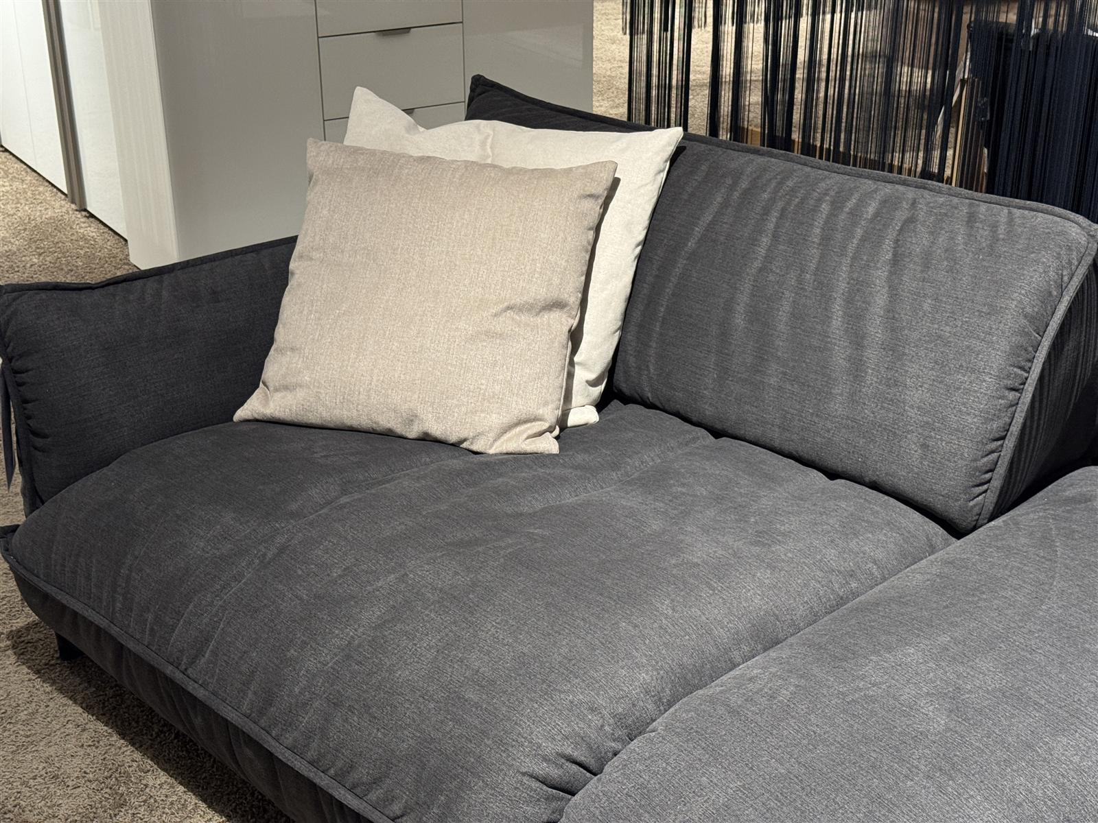 Trapezsofa GLOBAL FLUFFY – Bild 4