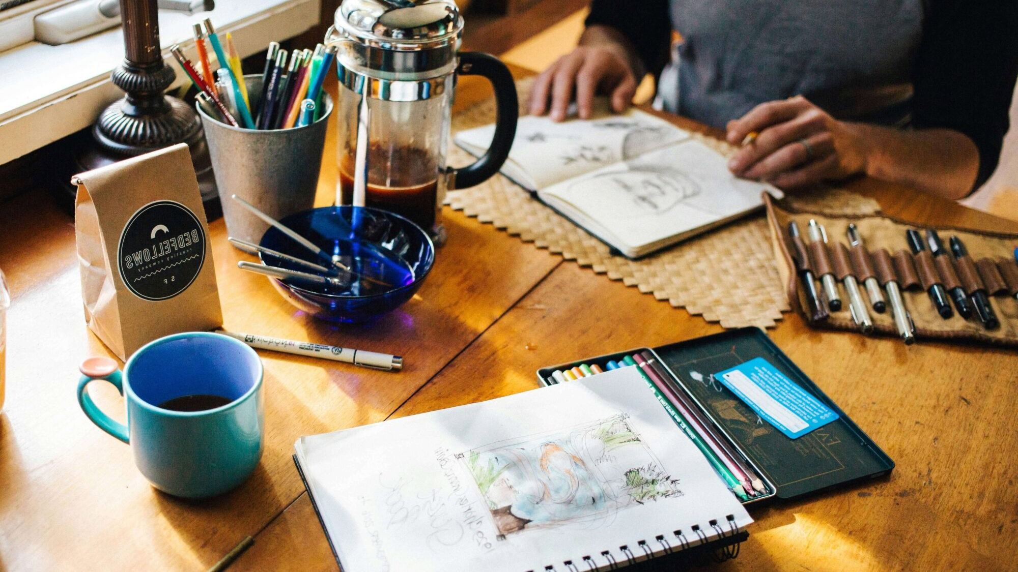 Kreativer Arbeitsraum Home office Malen Kreativsein