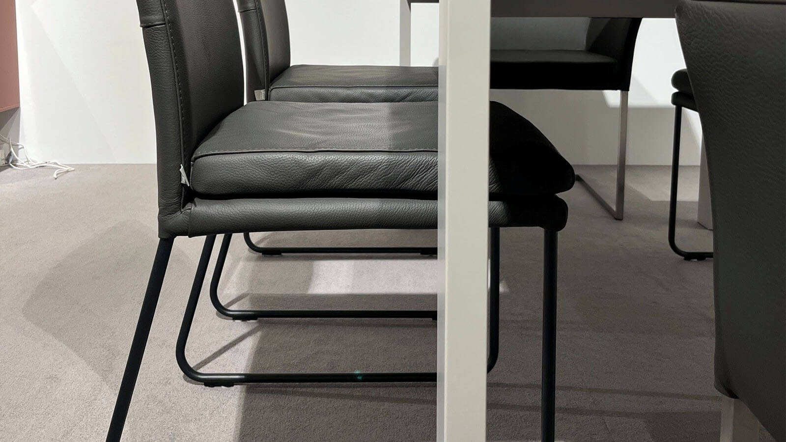 Tischgruppe – Bild 4